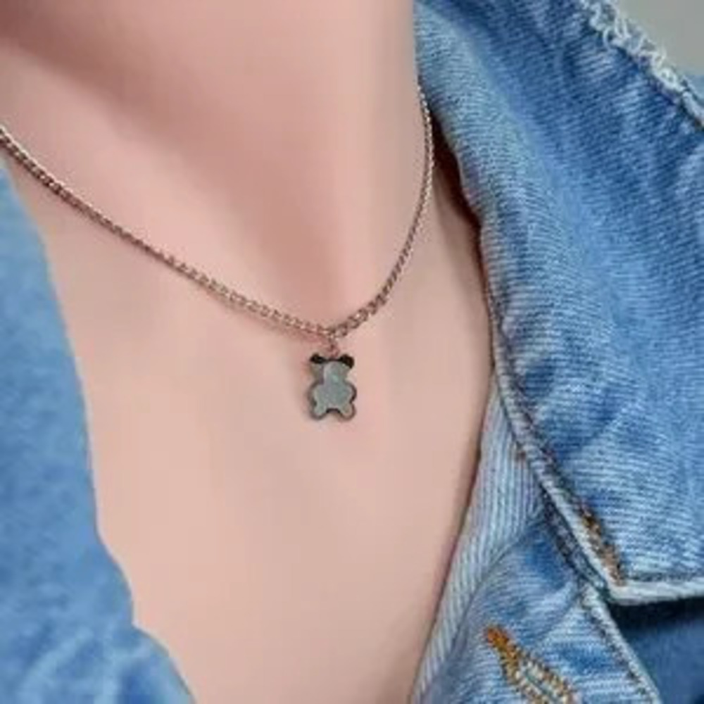 Stainless Steel Silver Chain Necklace with Bear Pendant